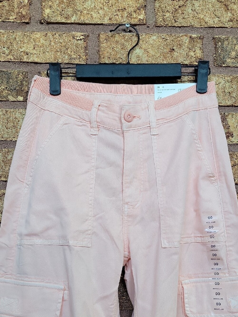 American Eagle Super High Rise Baggy Wide Leg Cargo Lyocell Stretch Size 24 - Picture 3 of 12